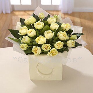Тюльпаны в коробке ( белые)